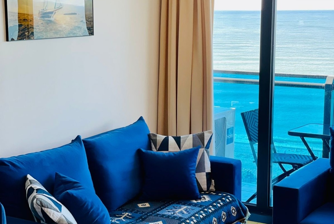 Three room apartment in Orbi City