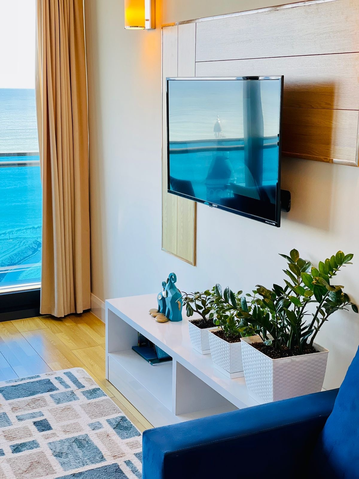 Three room apartment in Orbi City