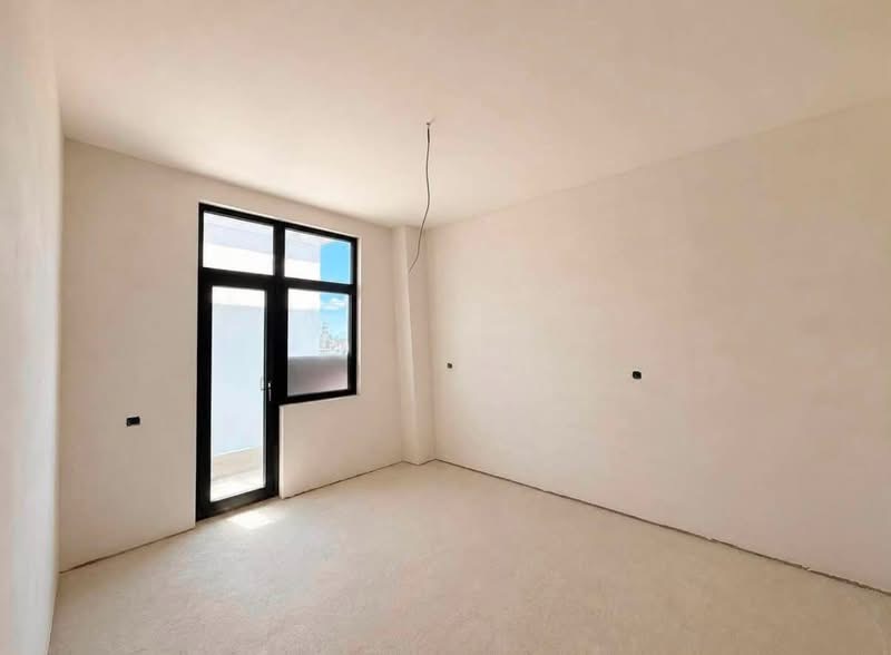 Big apartment for sale in the city center