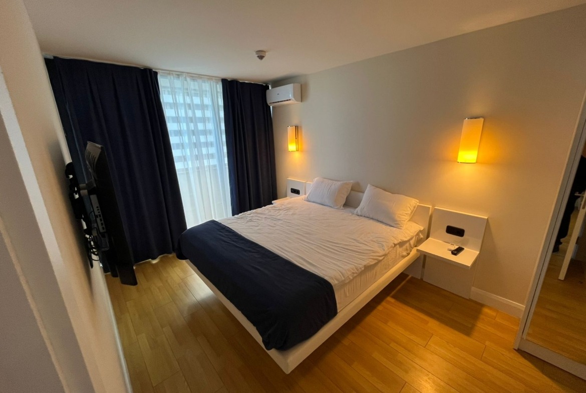 Two rooms apartment in Orbi City
