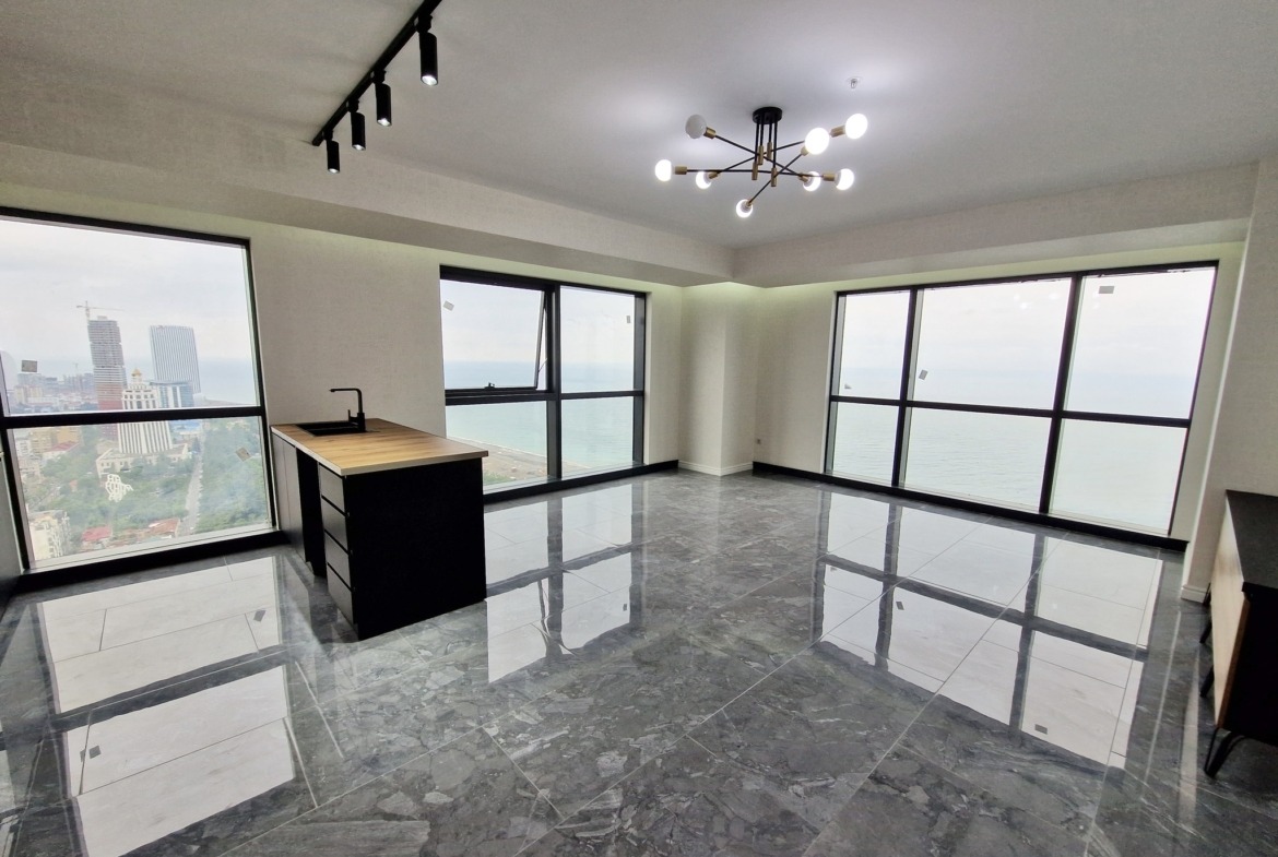 Three rooms apartment in Porta Tower