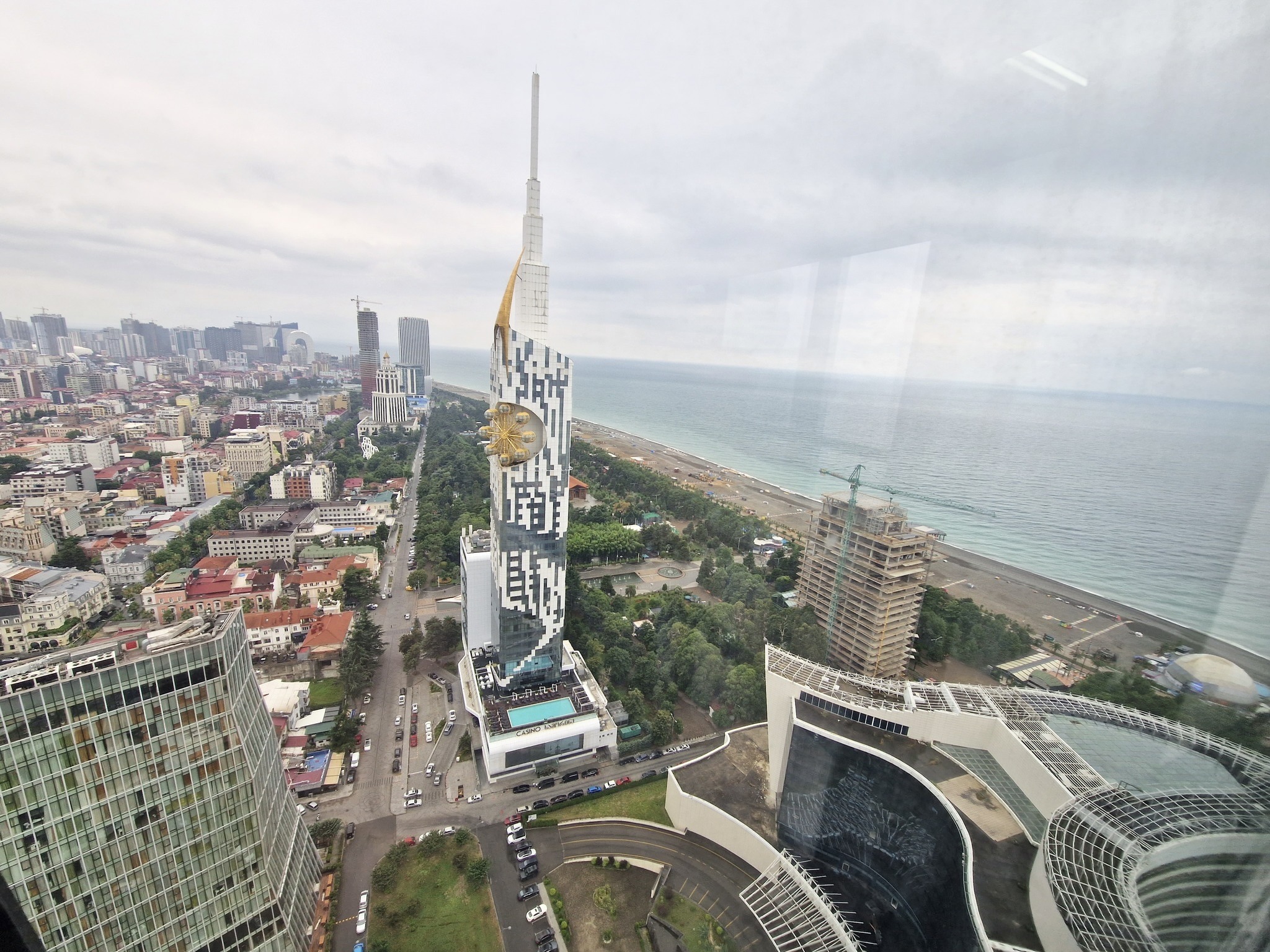 Three rooms apartment in Porta Tower