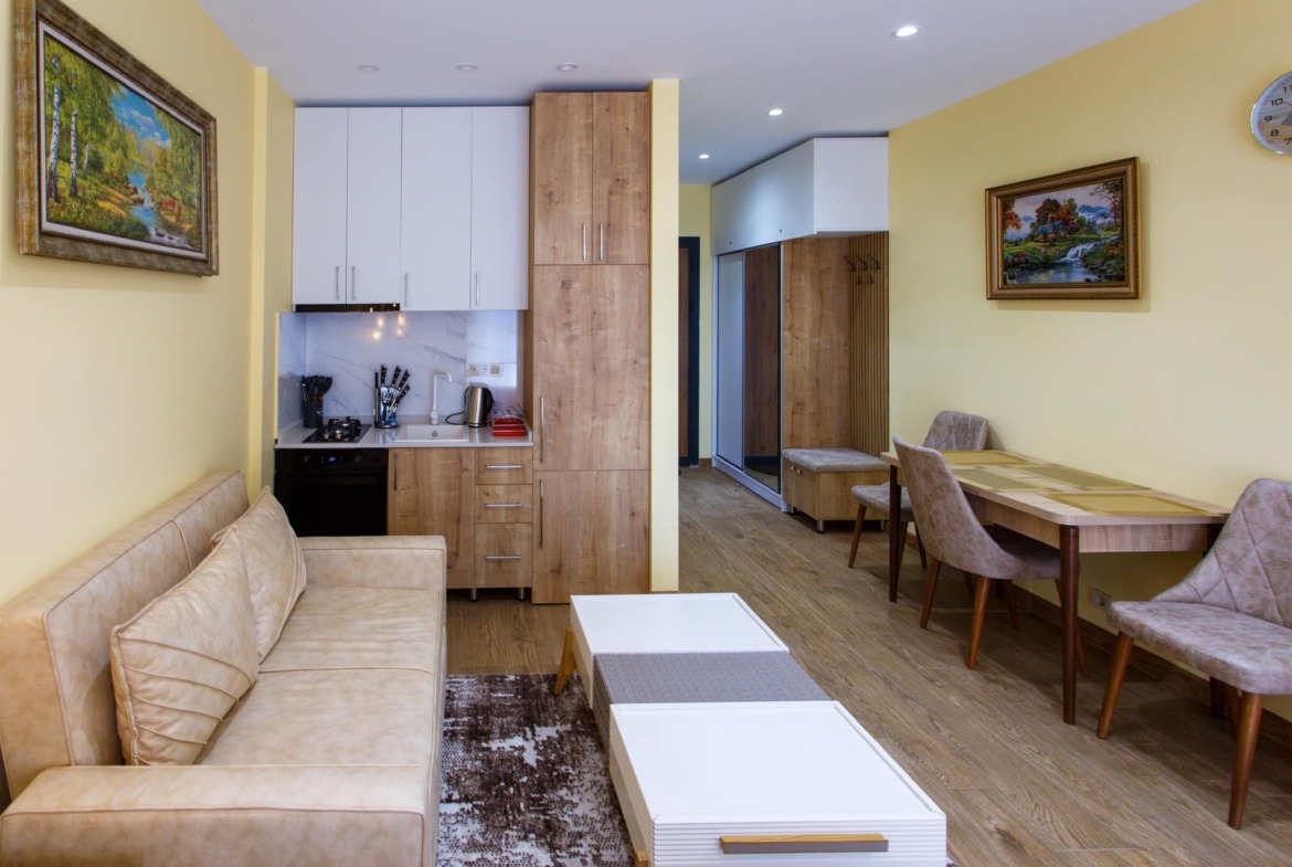 Big studio for sale in Intourist Residence