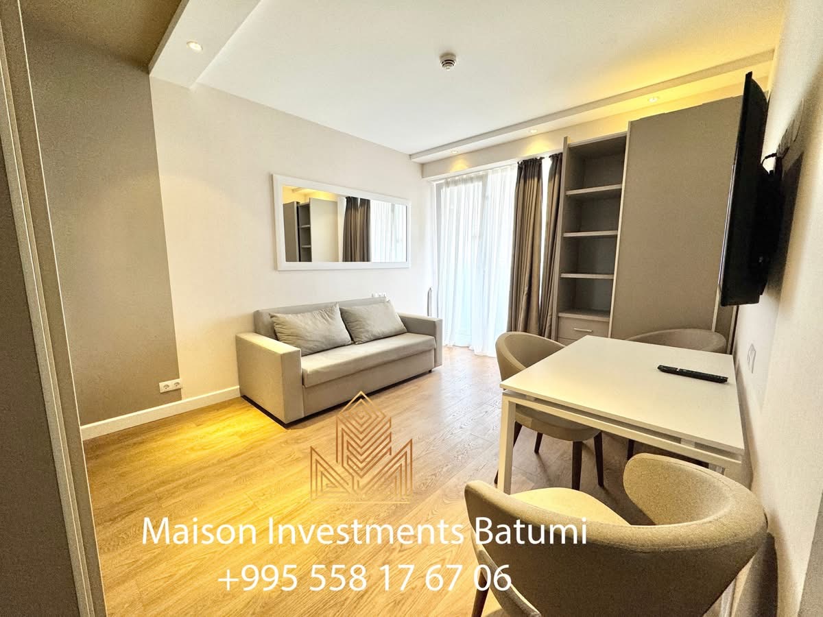 Two rooms apartment in Alliance Palace