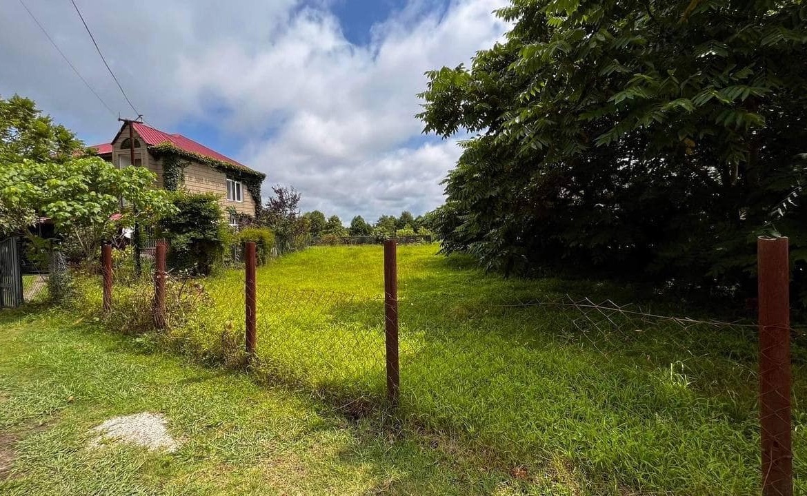 Plot of land in Ureki