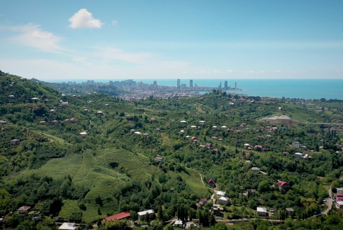 Plot of land in Ortabatumi