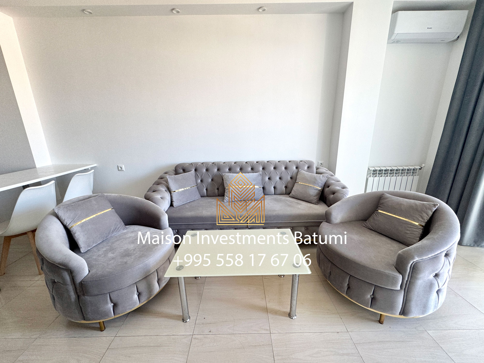 Three rooms apartment in old part of Batumi