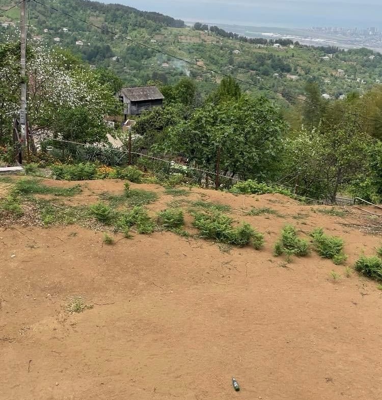 Plot of land in Tkhilnari