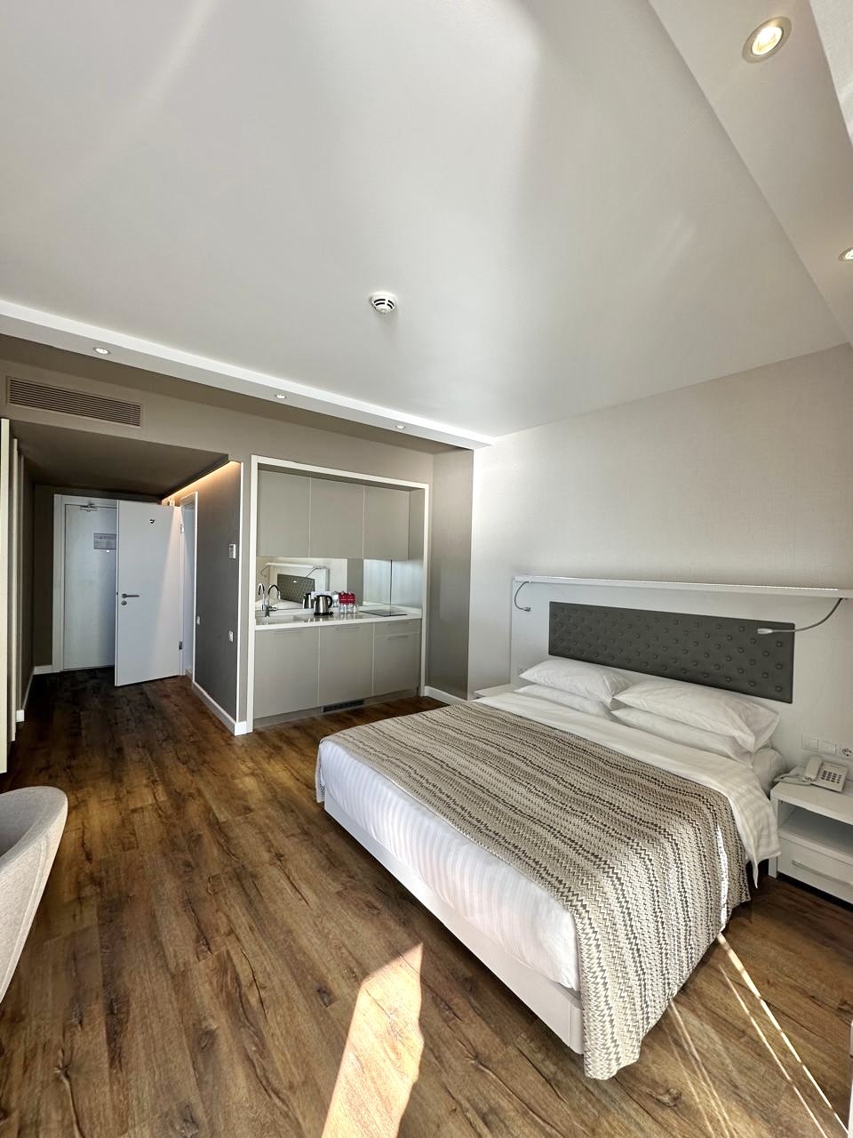 Studio apartment in Alliance Palace