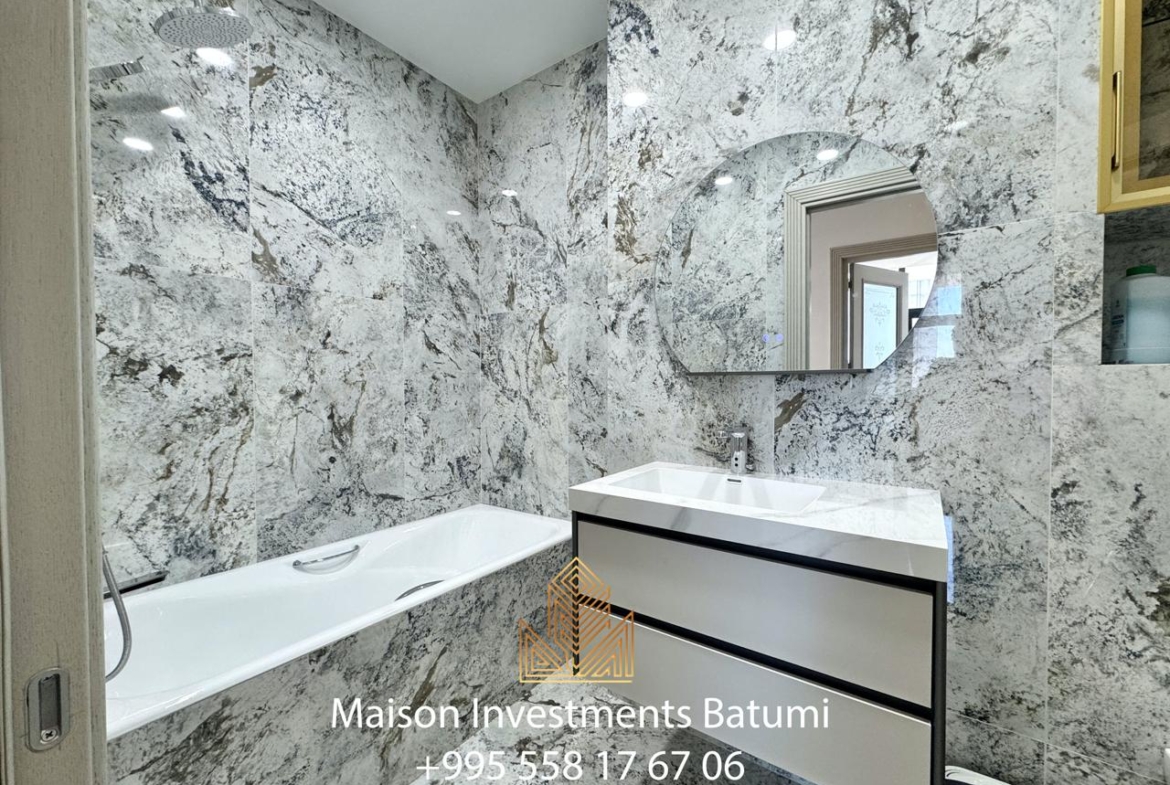 Three rooms apartment in Aisi
