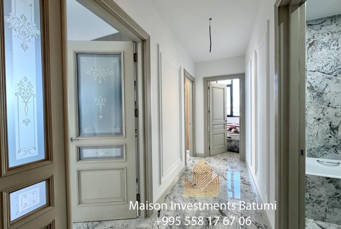 Three rooms apartment in Aisi