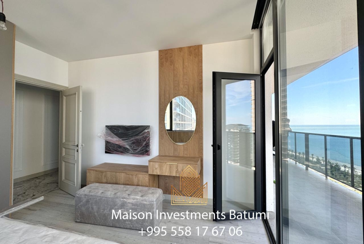Three rooms apartment in Aisi