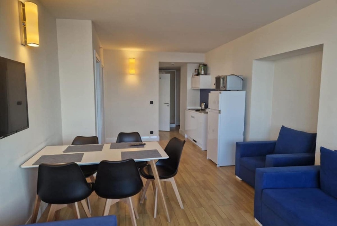 Three rooms apartment in Orbi city