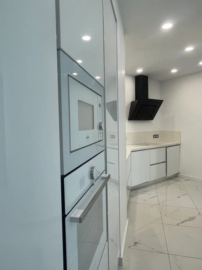 Three rooms apartment in Hilton