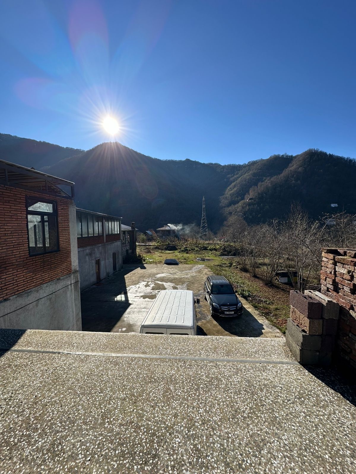 Commercial building with plot of land for sale