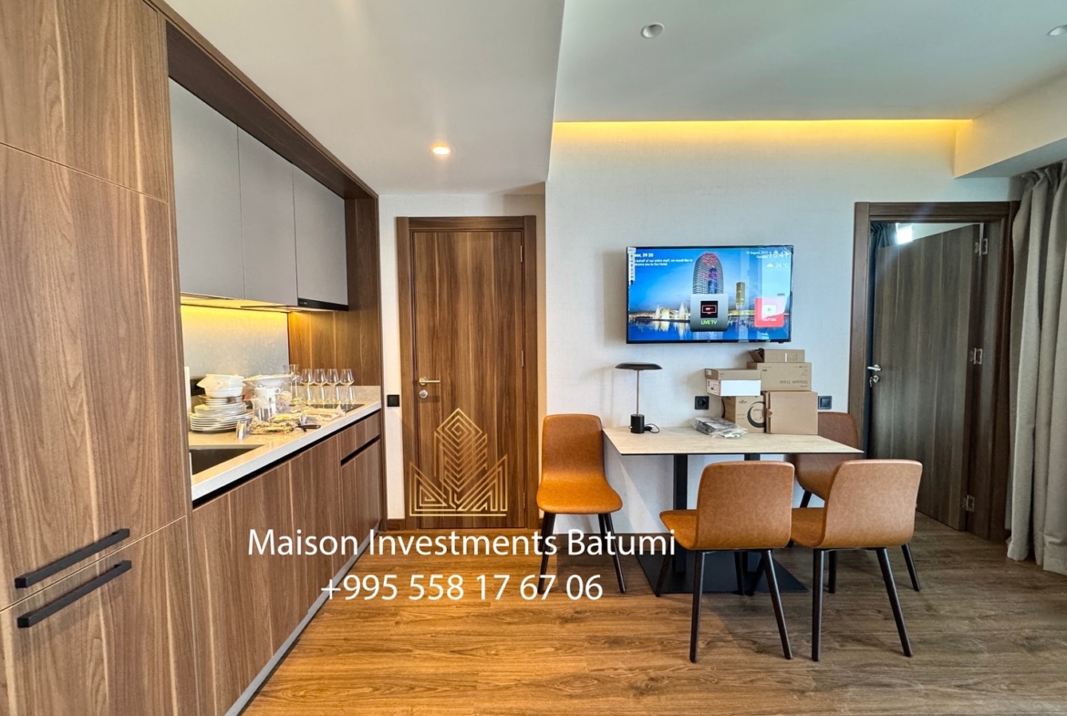 Two rooms apartment in Alliance Privilege