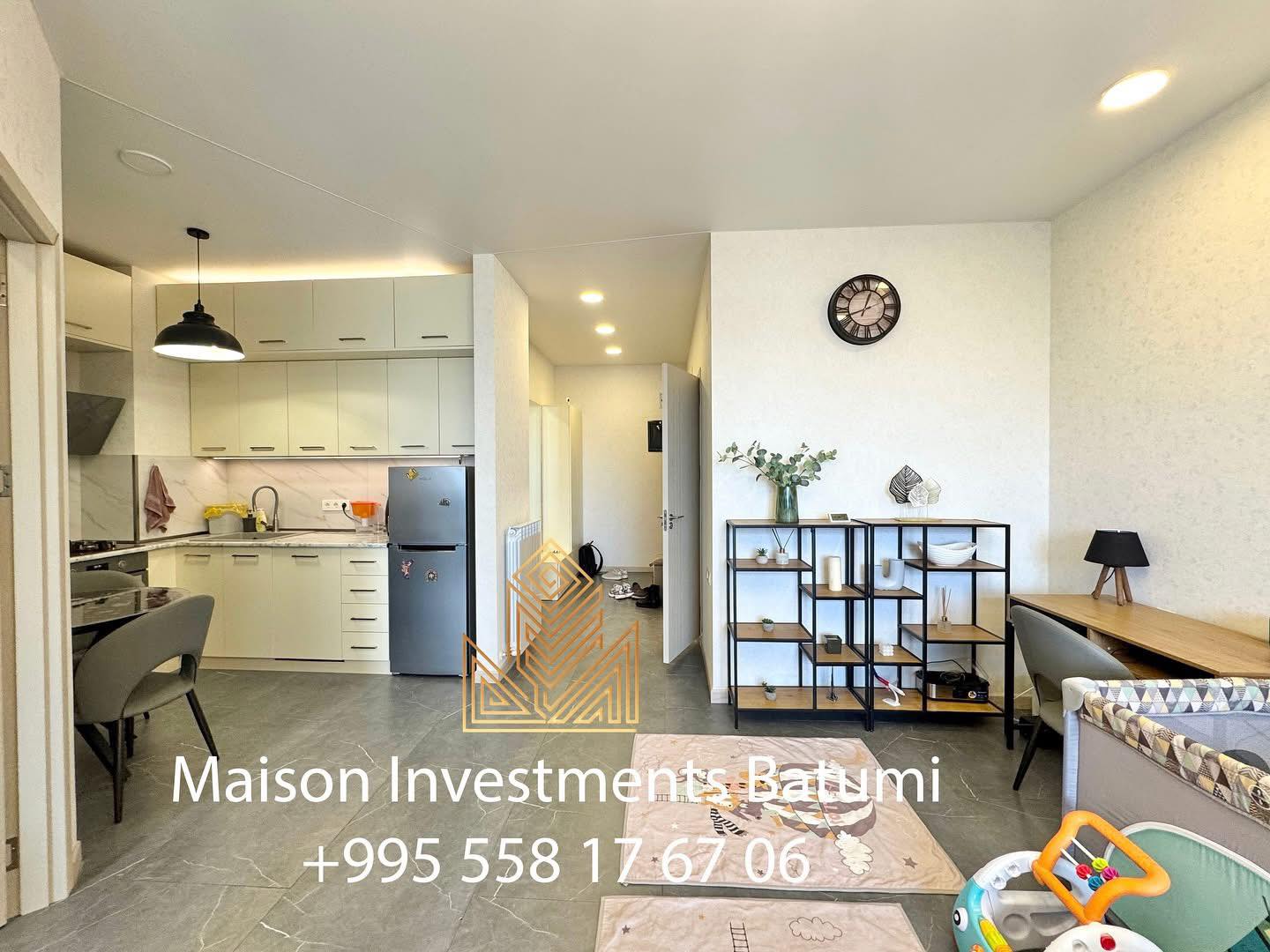 571188945_754455300985544_5908289346979197585_n Three rooms apartment for sale in Intourist Residence