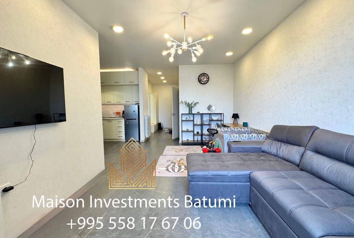 Three rooms apartment for sale in Intourist Residence