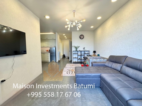Three rooms apartment for sale in Intourist Residence