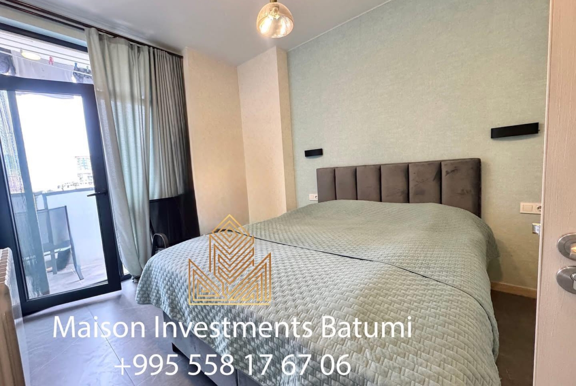 Three rooms apartment for sale in Intourist Residence
