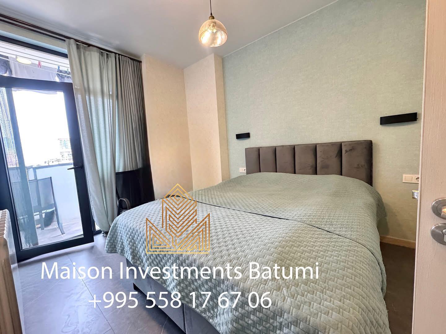 Three rooms apartment for sale in Intourist Residence