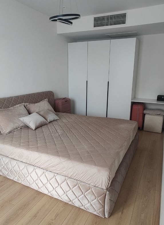 Two rooms apartment in White sails