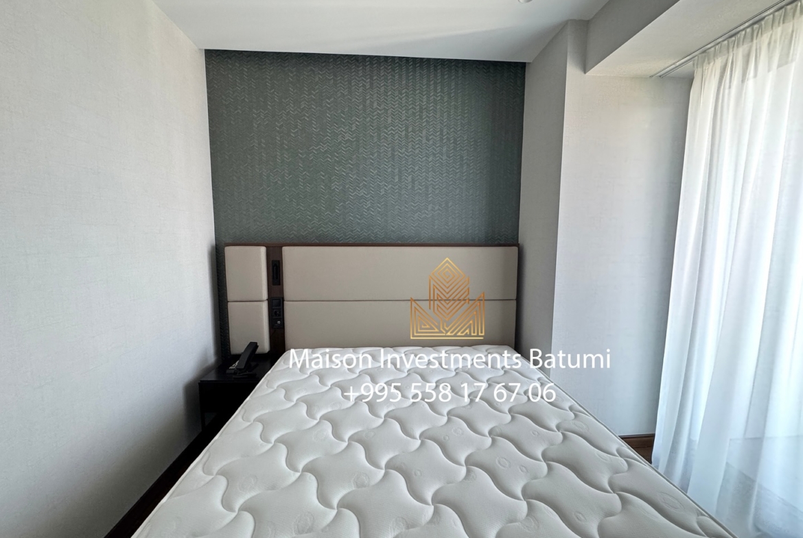 Two rooms apartment in Alliance Privilege