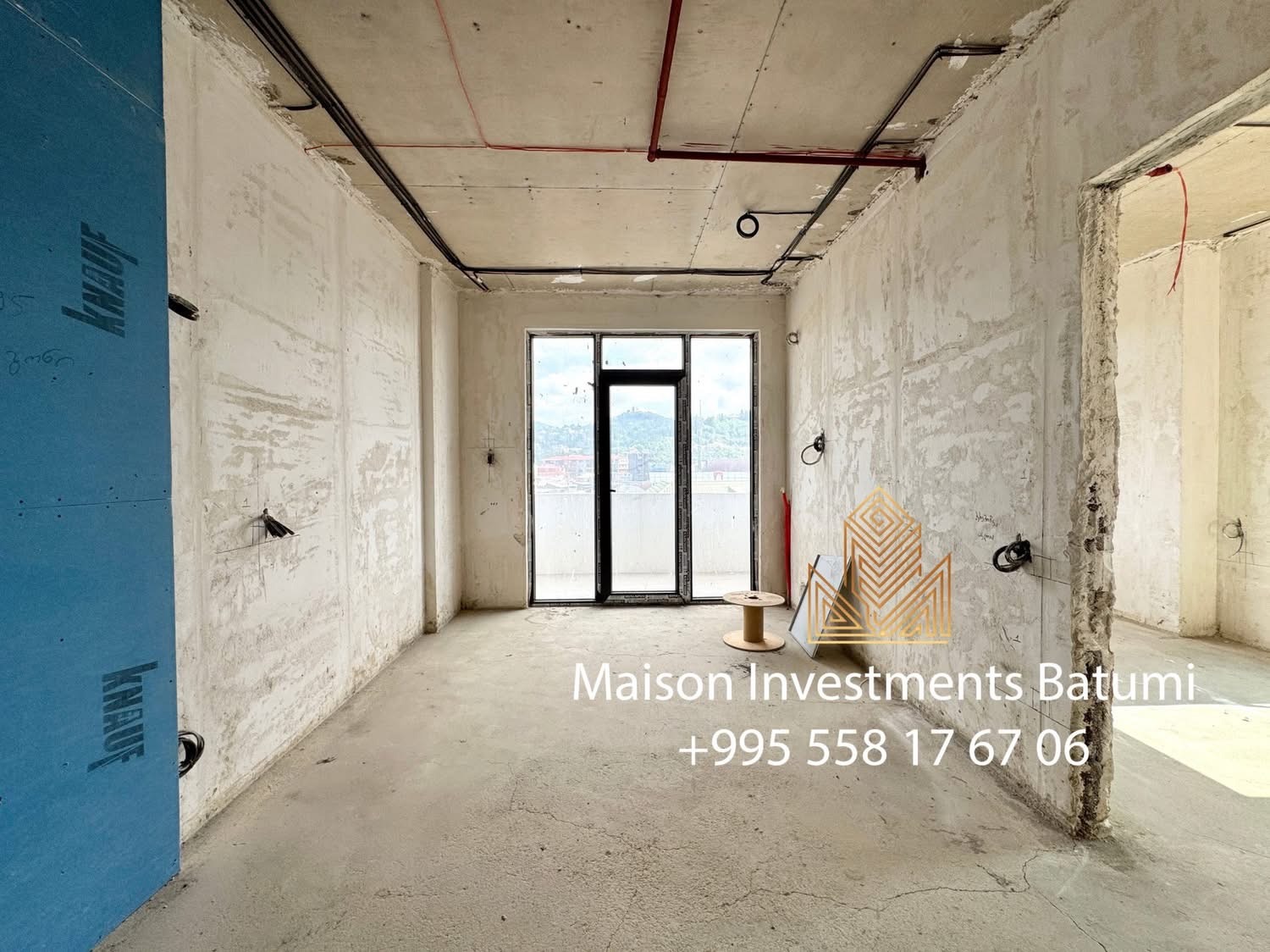 Two rooms apartment in Portline, Gumbati