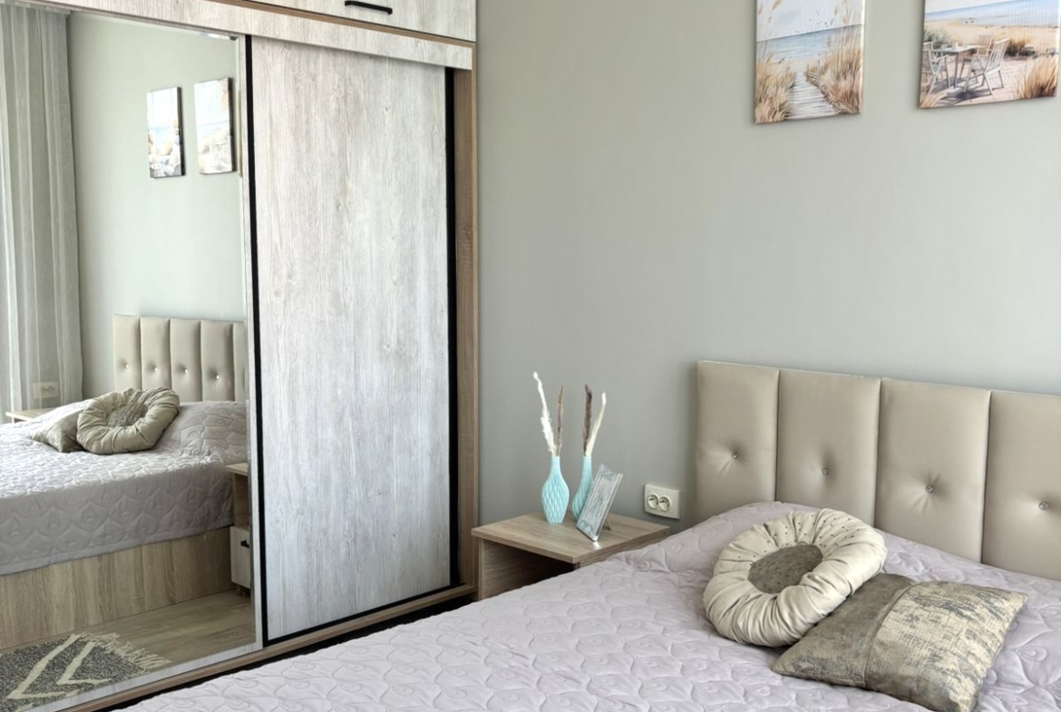 Three rooms apartment in New Boulevard
