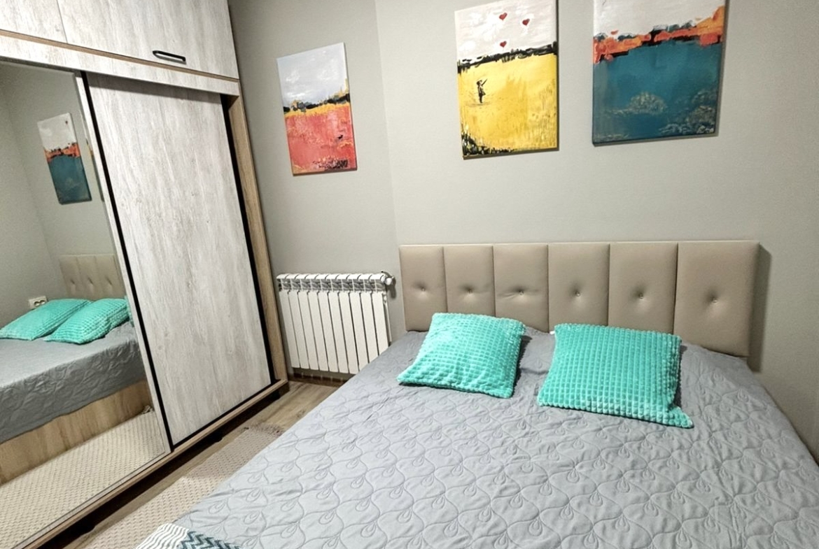 Three rooms apartment in New Boulevard
