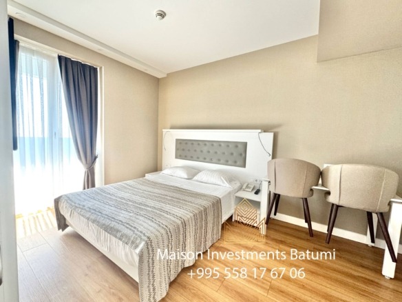Two rooms apartment in Alliance Palace