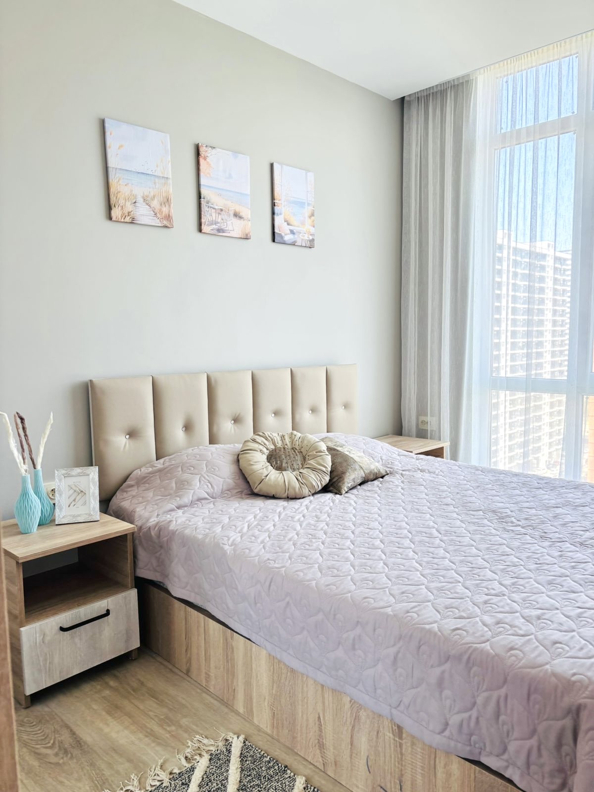 Three rooms apartment in New Boulevard