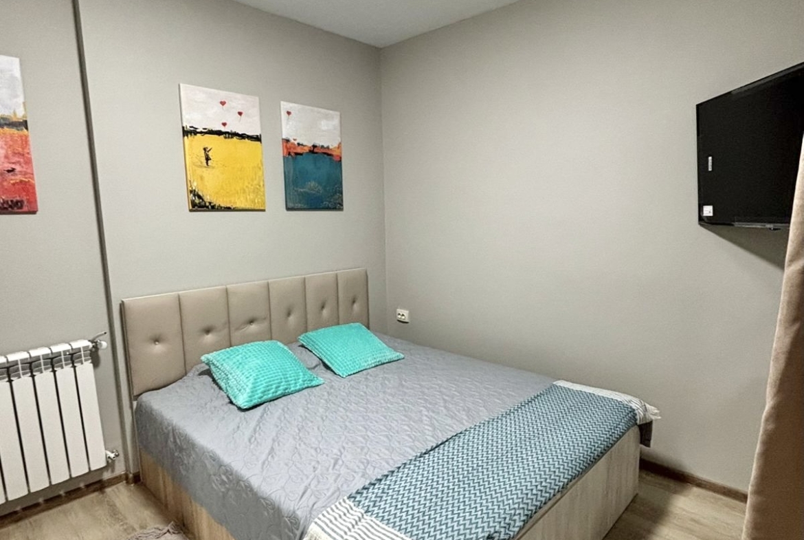 Three rooms apartment in New Boulevard