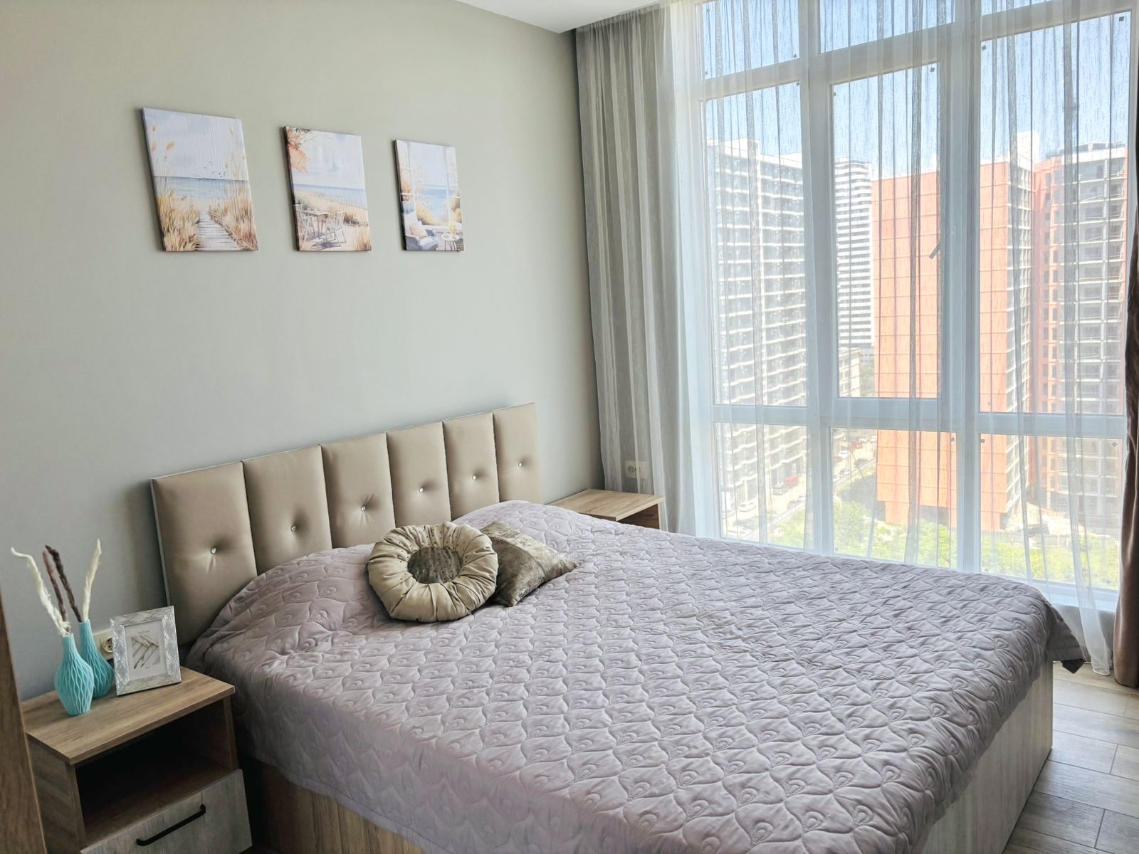 Three rooms apartment in New Boulevard