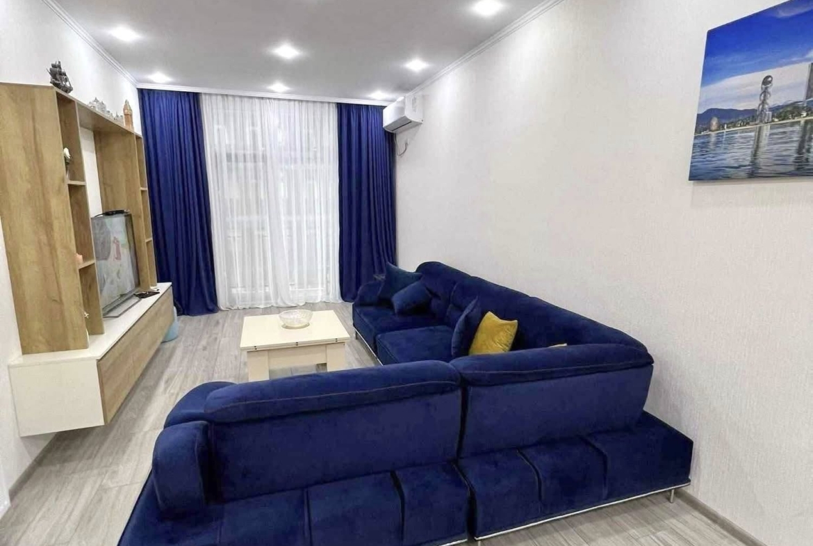Three rooms apartment in NBG