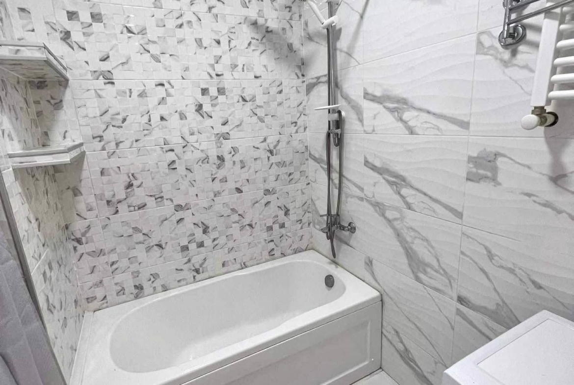 Three rooms apartment in NBG