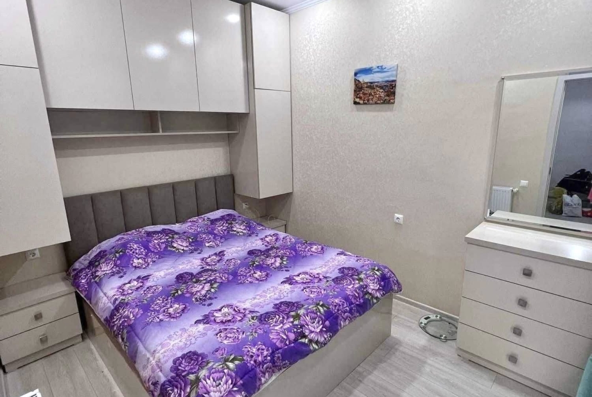 Three rooms apartment in NBG