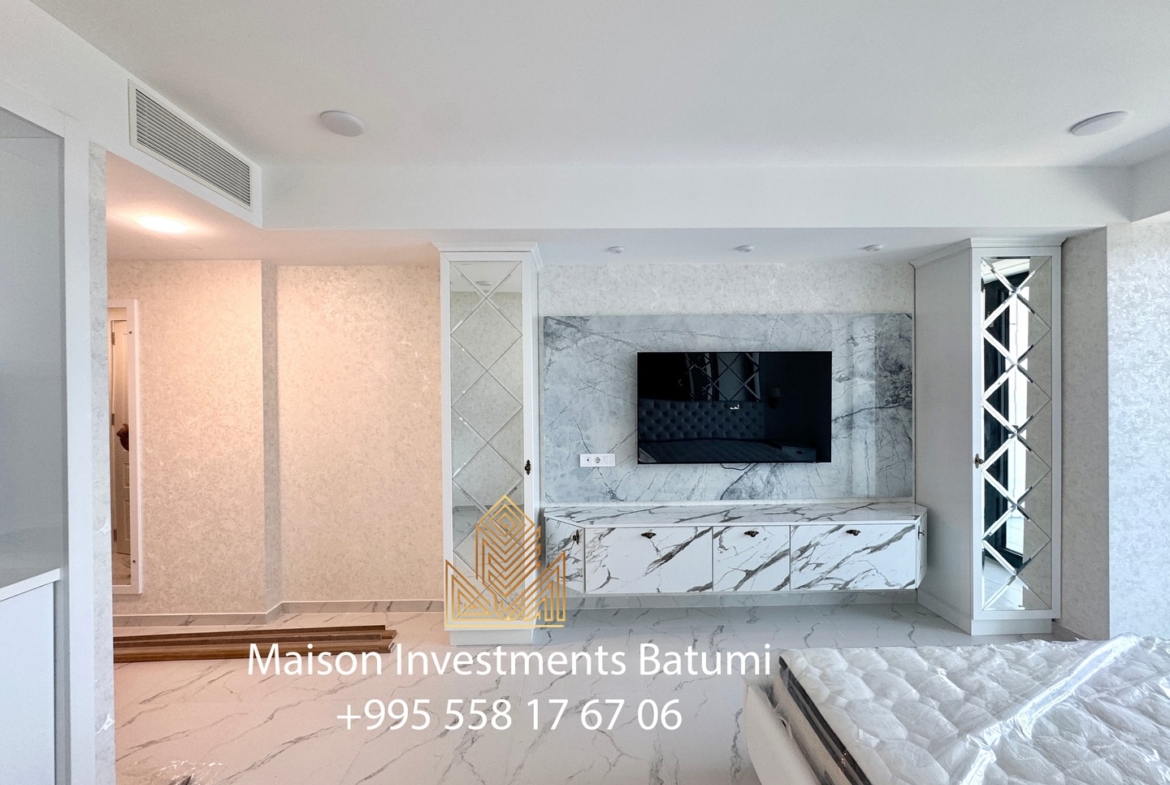 Studio for sale in Alliance Privilege