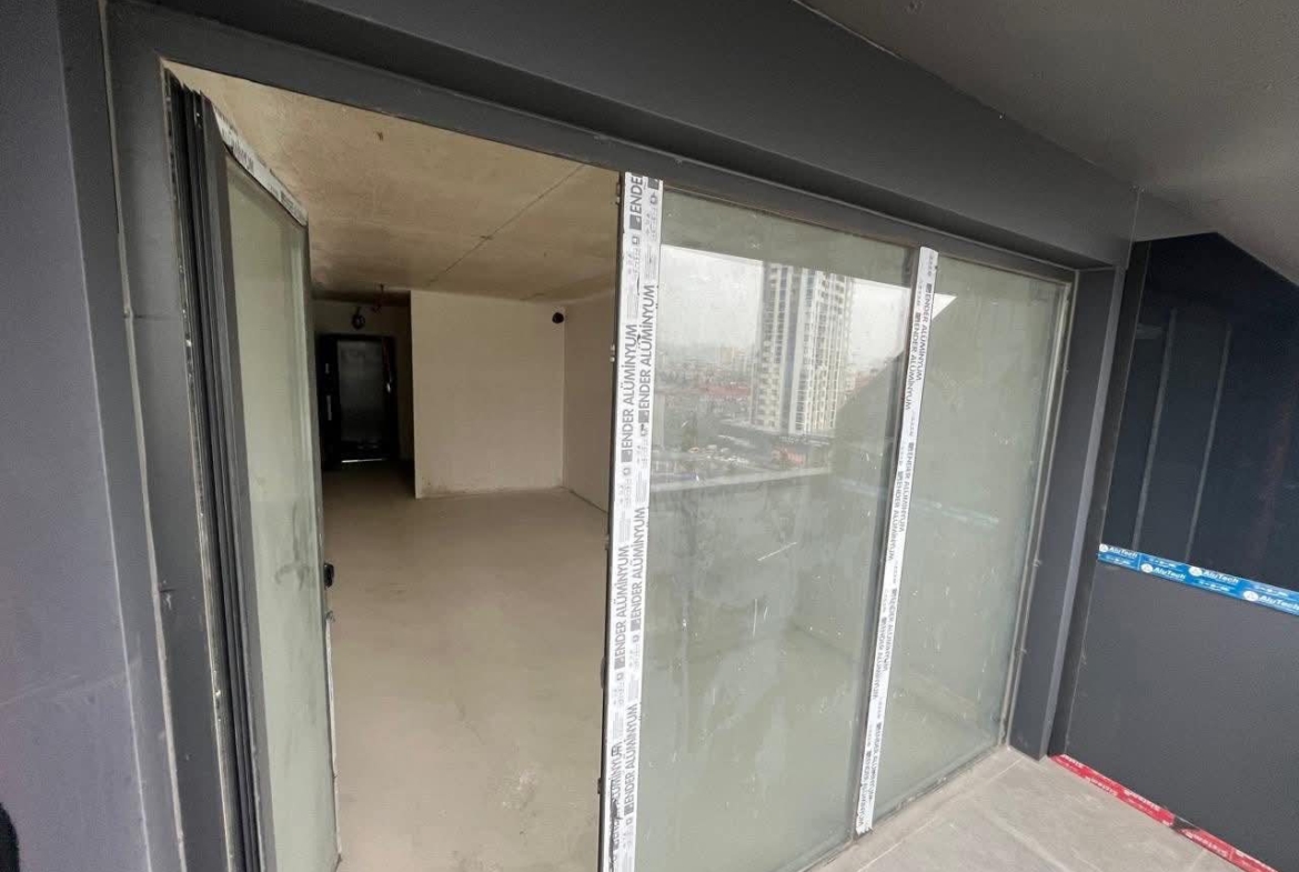 Studio for sale in Blue Sky Tower