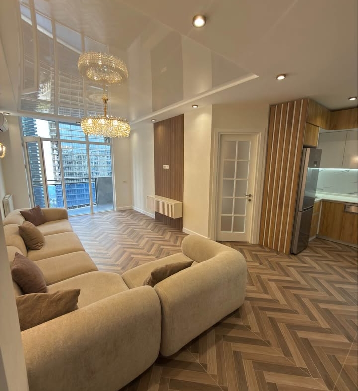 Three rooms apartment on Inasaridze street