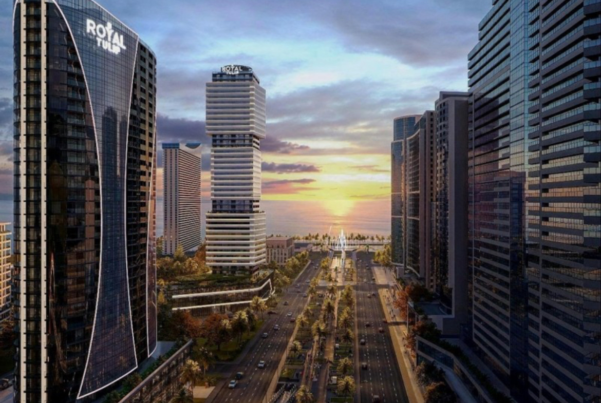 A full floor for sale in Oval