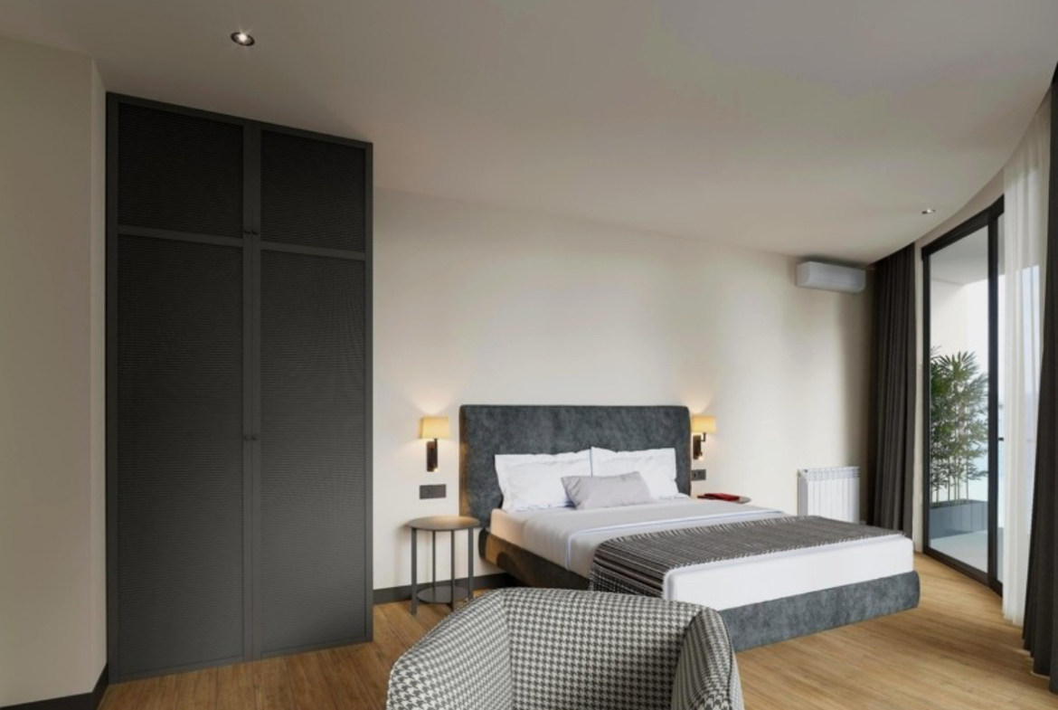 A full floor for sale in Oval