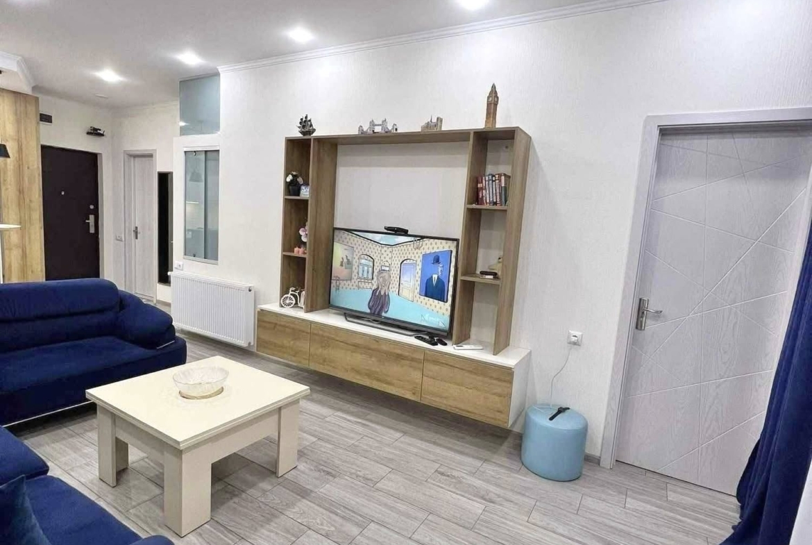Three rooms apartment in NBG
