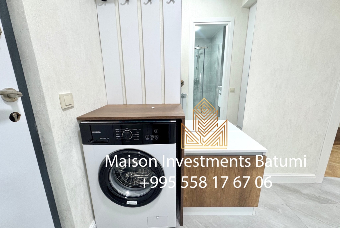 Three rooms apartment in Calligraphy Towers