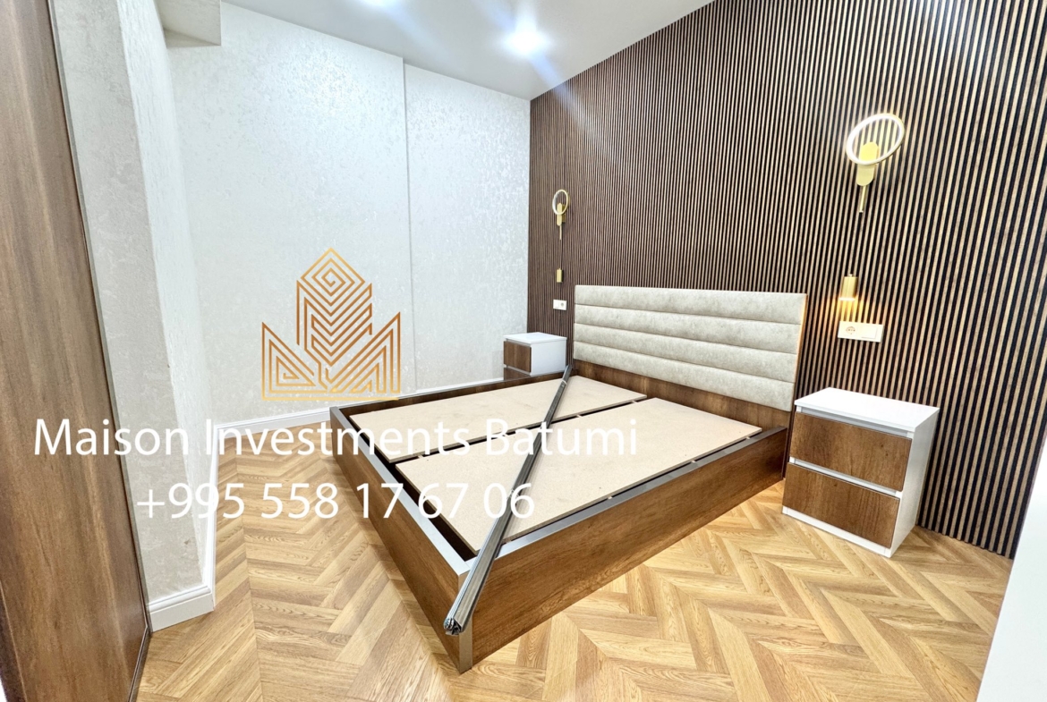 Three rooms apartment in Calligraphy Towers