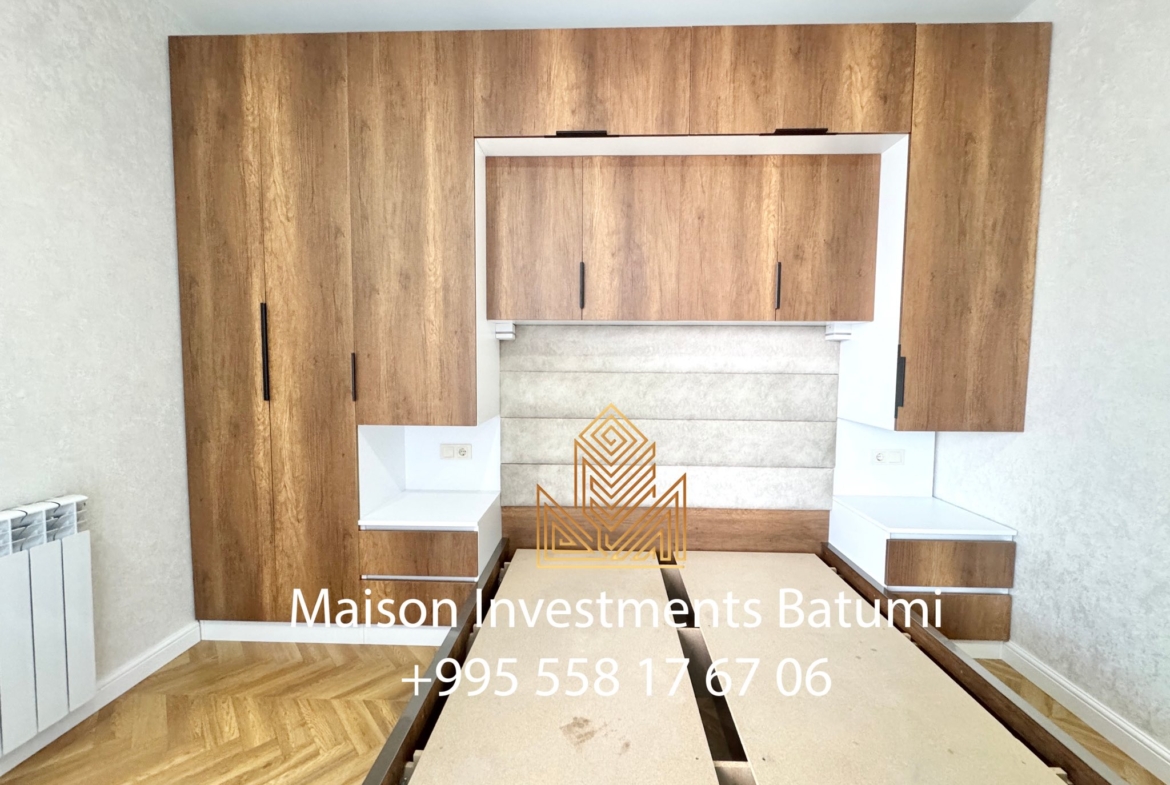 Three rooms apartment in Calligraphy Towers