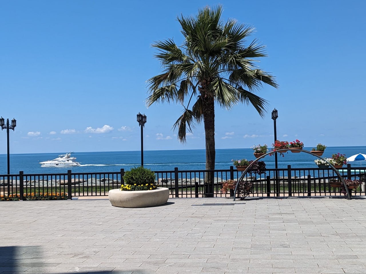 Two rooms apartment in Batumi view