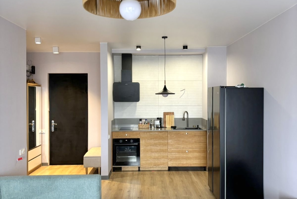 Three rooms apartment in New Line
