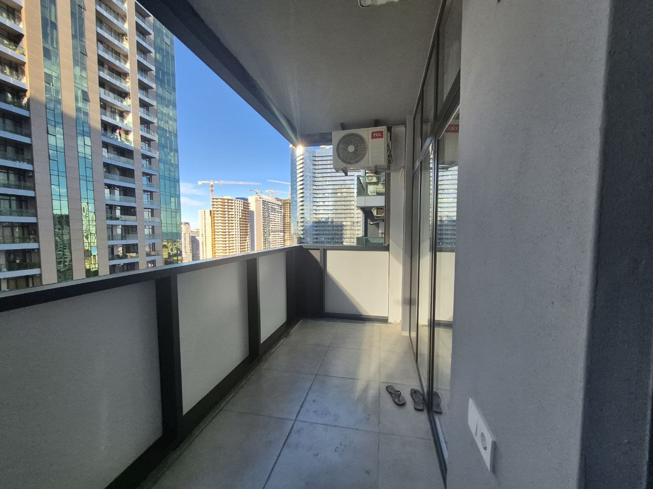 Three rooms apartment in Black Sea Towers