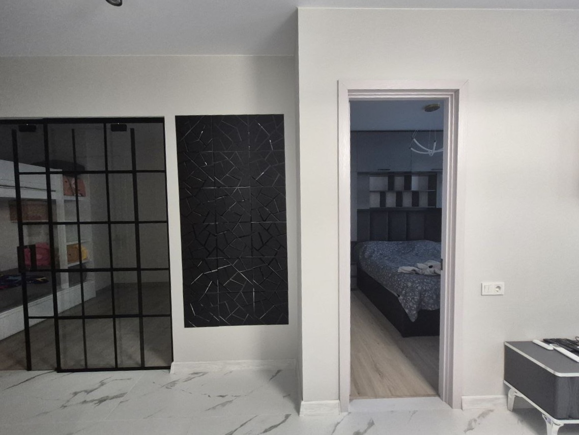 Three rooms apartment in Black Sea Towers